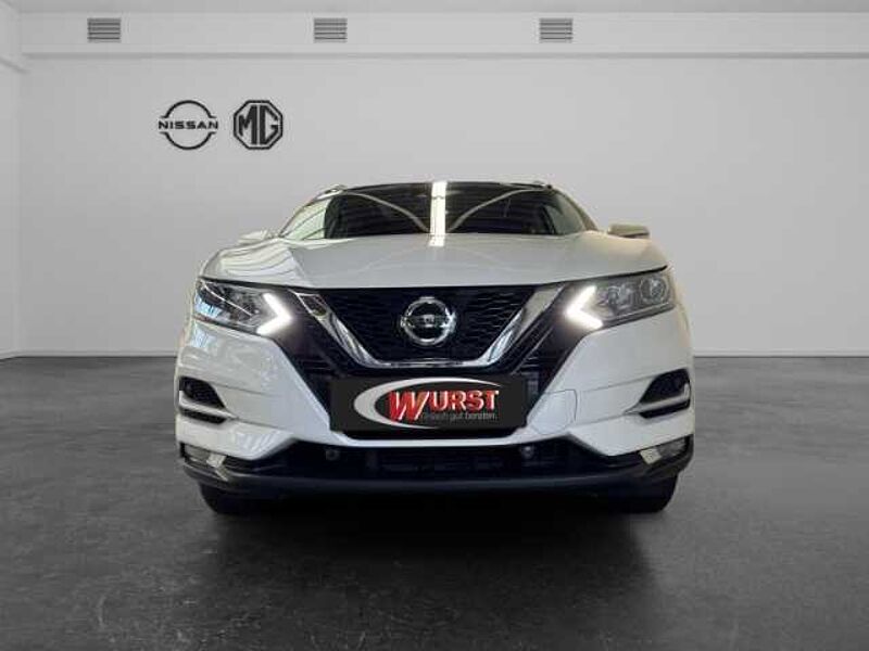 Nissan Qashqai Zama 140PS AHK abnehmbar PGD 360°AVM Allwetterreifen Navi Wartung neu