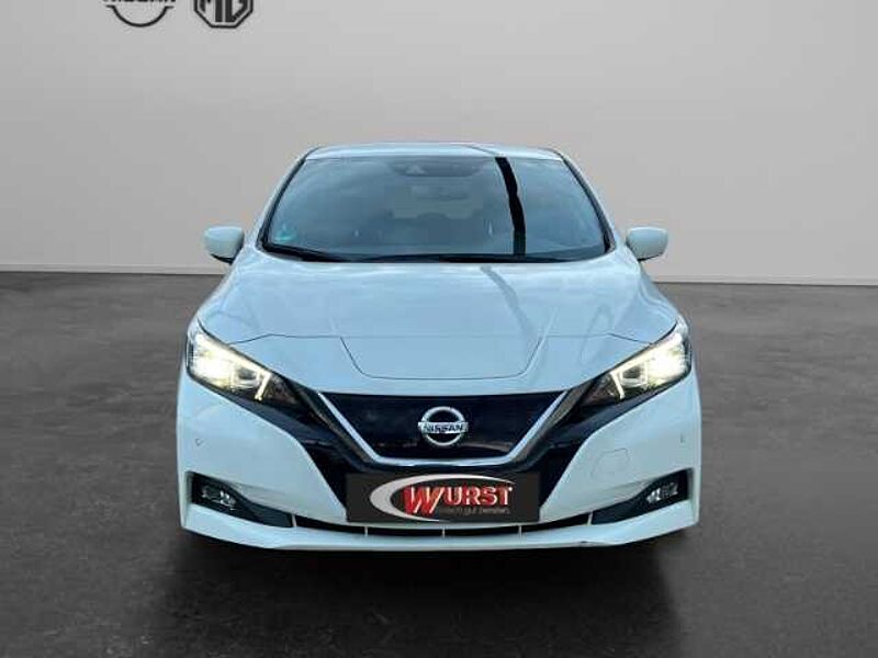 Nissan Leaf N-Connecta 40 kWh 360 Grad Kamera Navigation Sitzheizung vorne u. hinten